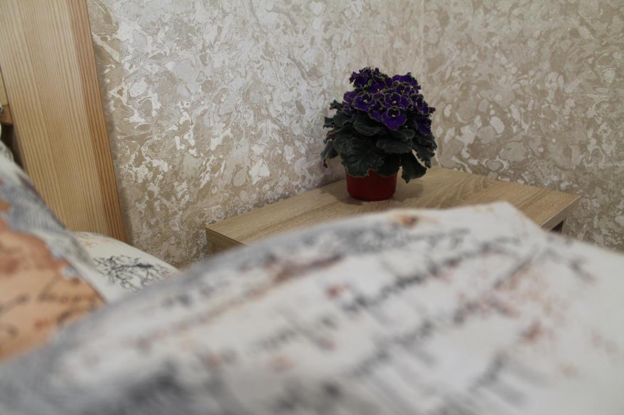 Готель River House Umanʼ エクステリア 写真